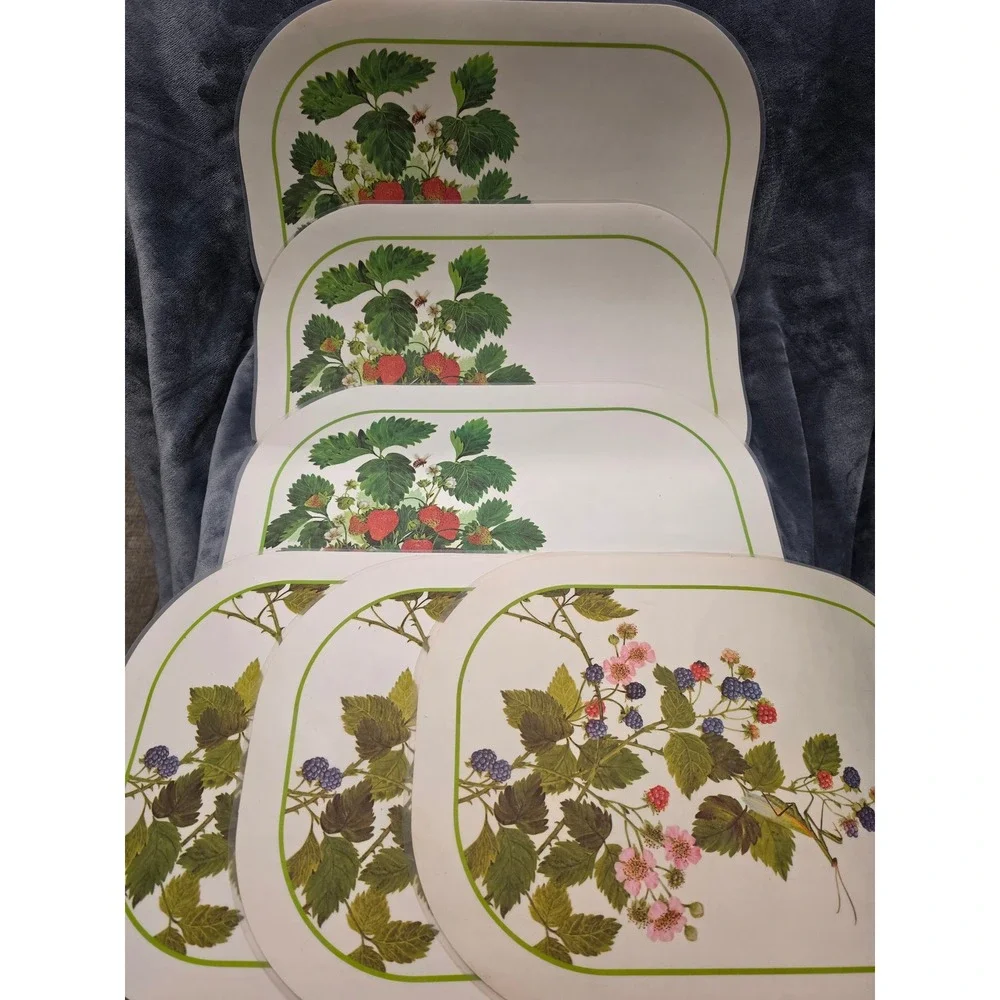 Vintage Angharad Menna design Placemats Set of 6 Strawberry Blackberry Mantis